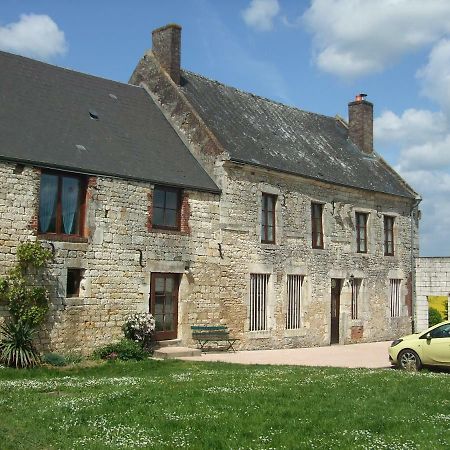 Gite Les Bois Georges Bossus-Les-Rumigny Exteriör bild